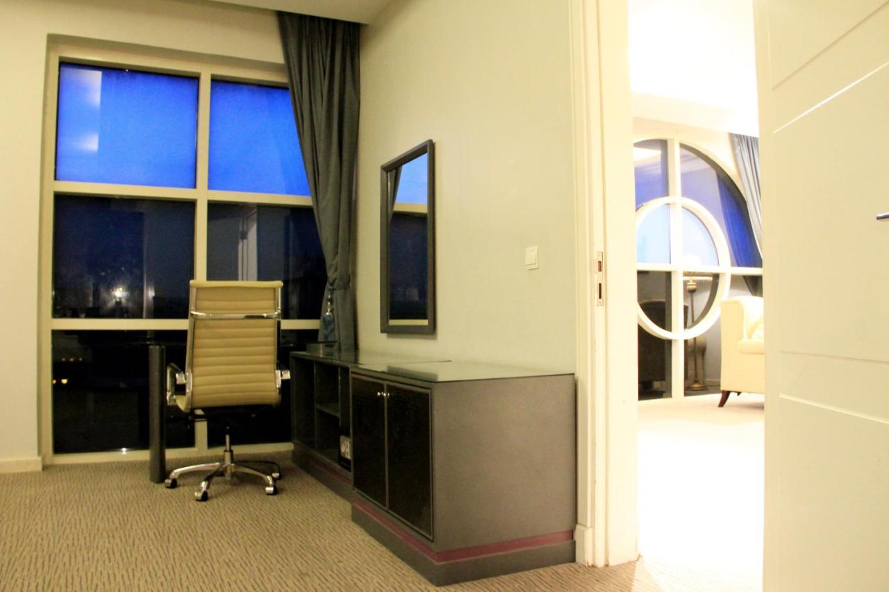 Business Inn Tahlia Hotel Riyad Extérieur photo