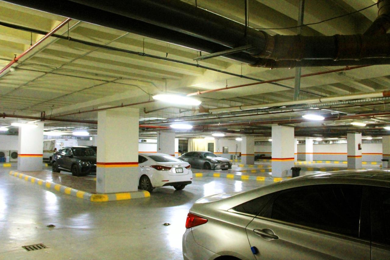 Business Inn Tahlia Hotel Riyad Extérieur photo